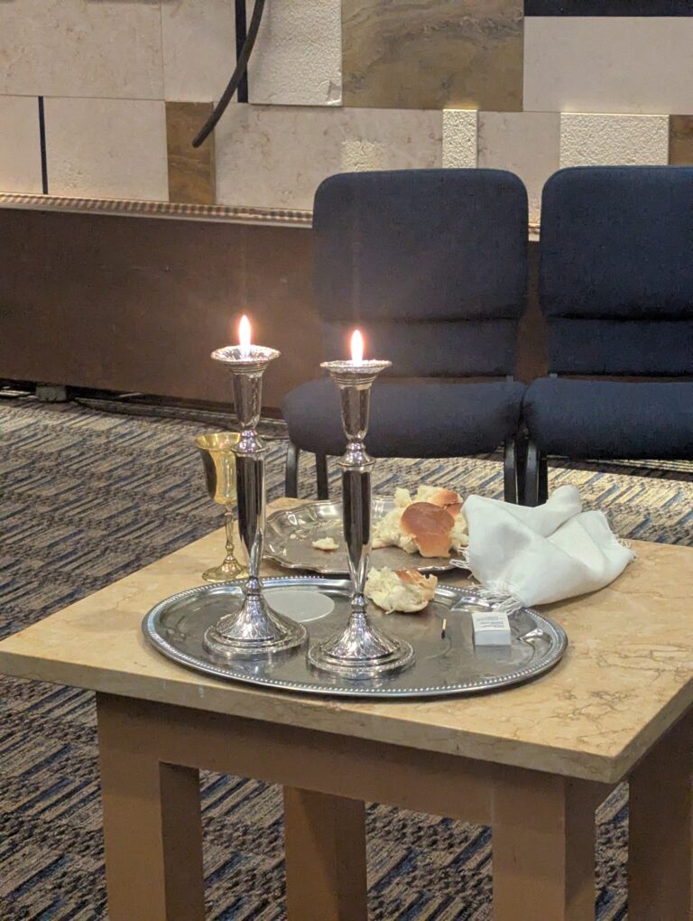 PXL_20251115_043503308