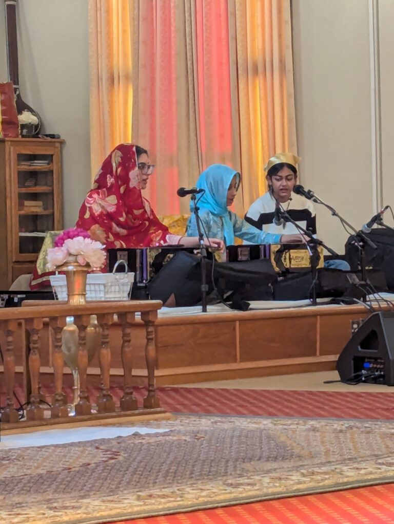 PXL_20251115_195217562